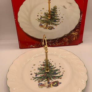 Nikko Happy Holidays Serving Tidbit Tray with Center Handle Japan