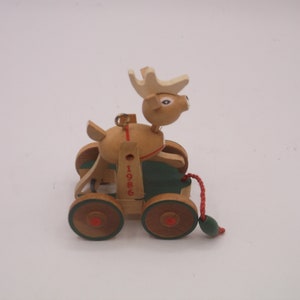 Hallmark 1986 WOODEN REINDEER Christmas Tree Ornament 3RD Nostalgic Childhood Series