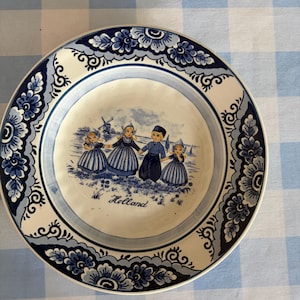 Vintage Delft Blue Hand Painted Wall Plate 7.25"