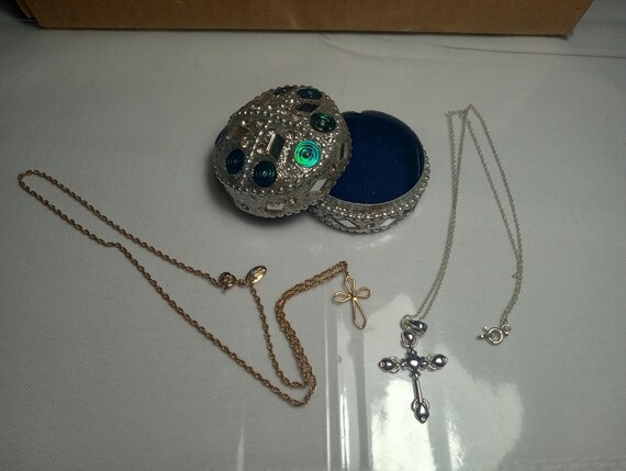 solid Sterling silver crucifix charm & chain + 14… - image 2