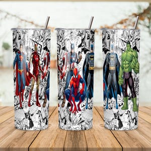 K&ouml;nnte beinhalten: Set aus drei Keramikbechern mit gesprenkelter, matter Oberfl&auml;che. Die Becher sind in Creme-, Hellgrau- und Dunkelgraut&ouml;nen gehalten. Schlichtes, minimalistisches Design f&uuml;r Kaffee oder Tee.