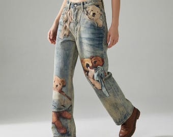 Wijde pijpen damesjeans met teddybeerprint | Y2K denim broek met vintage wassing