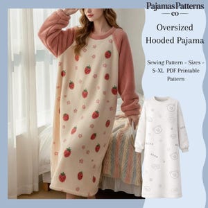 Puede incluir: Un pijama con capucha de gran tamaño de color crema con patrones de fresas y estrellas rojas. Las mangas son de color rosa suave. La imagen también muestra un pijama blanco con diseños de osos y estrellas. El texto dice "Oversized Hooded Pajama".