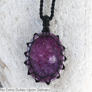 Joyería de rubí natural para hombre y mujer, colgante de piedra de la pasión y el amor, collar de cristal Leo, joyería con la piedra natal de julio, regalo de Navidad con significado