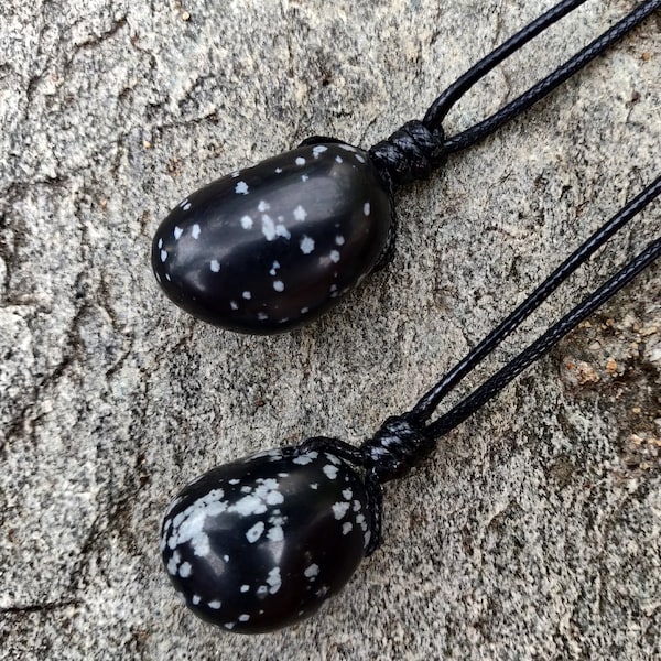 Men's Black Necklace with Snowflake Obsidian Bead Pendant, Courage and Focus Crystal Jewelry, Capricorn Gift / Birthday Gift for Boyfriend