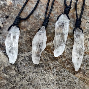Raw Clear Quartz Necklace, Natural Crystal Jewelry, Healing Clear Crystal Necklace for Men // Women, Clear Quartz Pendant, Hippie Gifts