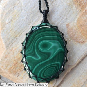 Collar de malaquita verde para hombre y mujer, joyería que protege la armonía y la empatía, colgante de macramé con piedras preciosas, regalo de meditación.