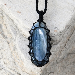 Indigo Kyanite Pendant Necklace for Women and Men, Handmade Macrame Crystal Necklace, Energy Healing & Protection Necklace- Gemstone Jewelry