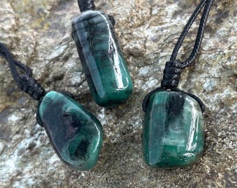 Natural Emerald Necklace, Women // Men Stone Jewelry, Emerald Gemstone Pendant, May Birthstone, Birthday Gifts for Him