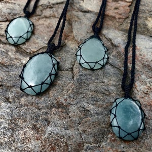 Echte aquamarijnketting voor mannen en vrouwen, macraméketting, aquamarijnkristalhanger, geboortesteenketting vissen en maart