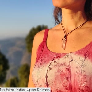 Collar de cristal de cuarzo rosa, joyería de piedra del amor, colgante de piedra preciosa para mujer, regalos románticos para ella