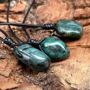 Natural Emerald Necklace, Women // Men Stone Jewelry, Emerald Gemstone Pendant, May Birthstone, Birthday Gifts for Him