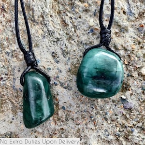 Large Natural Emerald Pendant Necklace for Men & Women, May Birthday Gift // Emerald Birthstone Jewelry, Green Gemstone Necklace, Guy Gifts