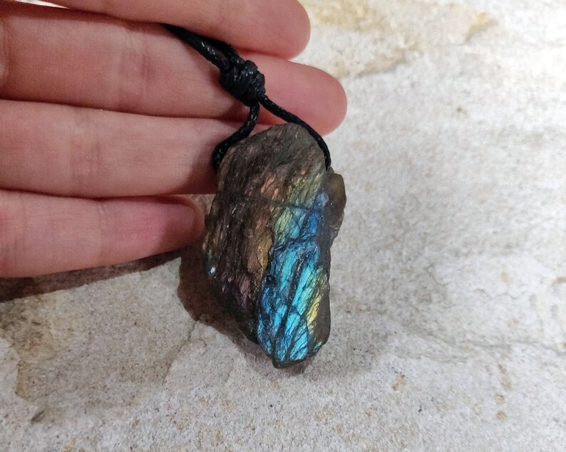 Raw Crystal Jewelry Spiritual Gifts for Birthday Raw Labradorite Pendant Natural Stone Necklace