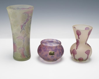ILANIT Hand Painted Olamtov Jerusalem Israel Glass Vases And Bowl, Three-piece Set