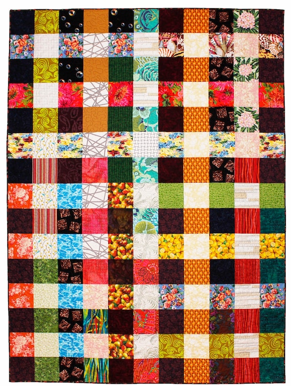 12 Free Christmas Quilt Patterns To Use Up Your Scraps - Scrap