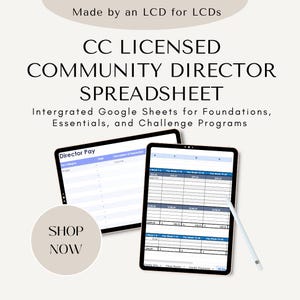 Może przedstawiać: Dwa tablety cyfrowe wyświetlające dane arkusza kalkulacyjnego. Tekst na ekranie brzmi "CC LICENSED COMMUNITY DIRECTOR SPREADSHEET" i "Intergrated Google Sheets for Foundations, Essentials, and Challenge Programs." Biały rysik spoczywa na jednym z tabletów. Widoczny jest również okrągły przycisk "SHOP NOW".