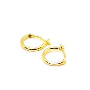 14K Real Gold huggie Earrings / Dainty huggie earrings / Small hoops / Tiny hoop earrings / Mini Hoop / 12 mm hoop