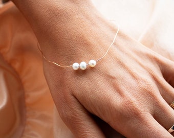 Natural Freshwater Pearl Bracelet, Pearl Wire Bracelet, Dainty Wedding Bracelet, Flexible bracelet, thin Wire Bracelet