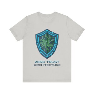 Camiseta com design de Arquitetura de Confiança Zero – Escudo de Segurança Cibernética