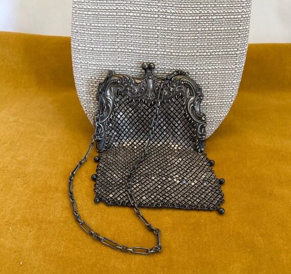 Antique Sterling Silver Mesh Chain Purse - image 4