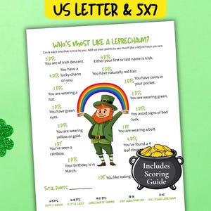 Può includere: Un foglio di gioco a tema San Patrizio intitolato "Chi è più simile a un Leprecauno?" presenta un cartone animato di un leprecauno, un arcobaleno e un pentolone d'oro. Il foglio include istruzioni per il punteggio e una guida. Il testo "US LETTER & 5X7" è in alto.