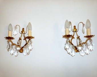 Paar Französische antike Kristall Bronze Wandleuchter Leuchte, romantische Chateau Boudoir Wandkerzenlampen mit facettierten Lüster, Perle, Tropfen