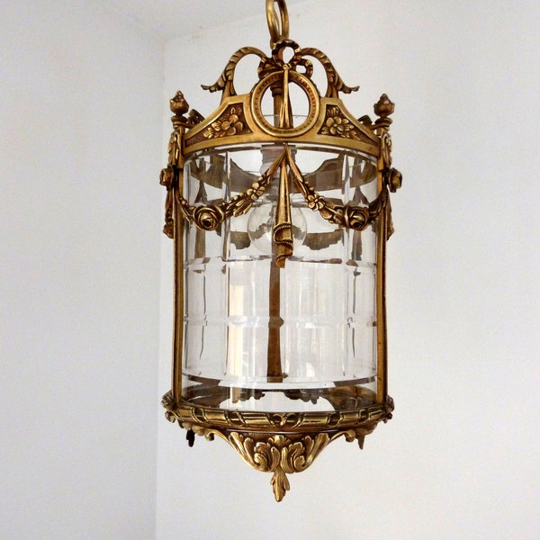 Antique 1900s French etched crystal w bronze entryway hallway lantern light Rococo pendant lighting chandelier fixture ceiling light lamp