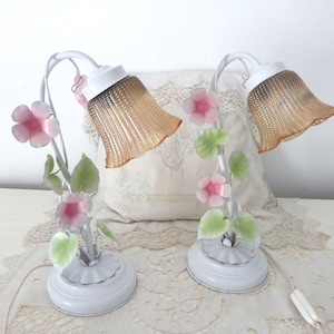 Pair vintage floral tole bedside table or desk lamps w pink flowers, glass lampshades, toleware lighting fixtures, scandinavian home design