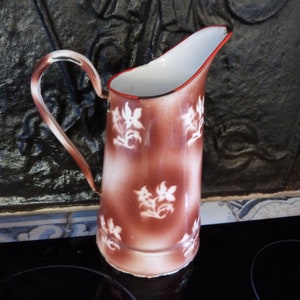 Antike französische florale emaillierte Krug Emailleware Emaille mit Blumen, Bauernhaus Landhaus Geschirr Dekor