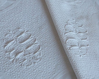 Vintage French white bedspread double monogrammed PF Provencal wedding throw quilt coverlet spread raised floral design, heirloom bed linens