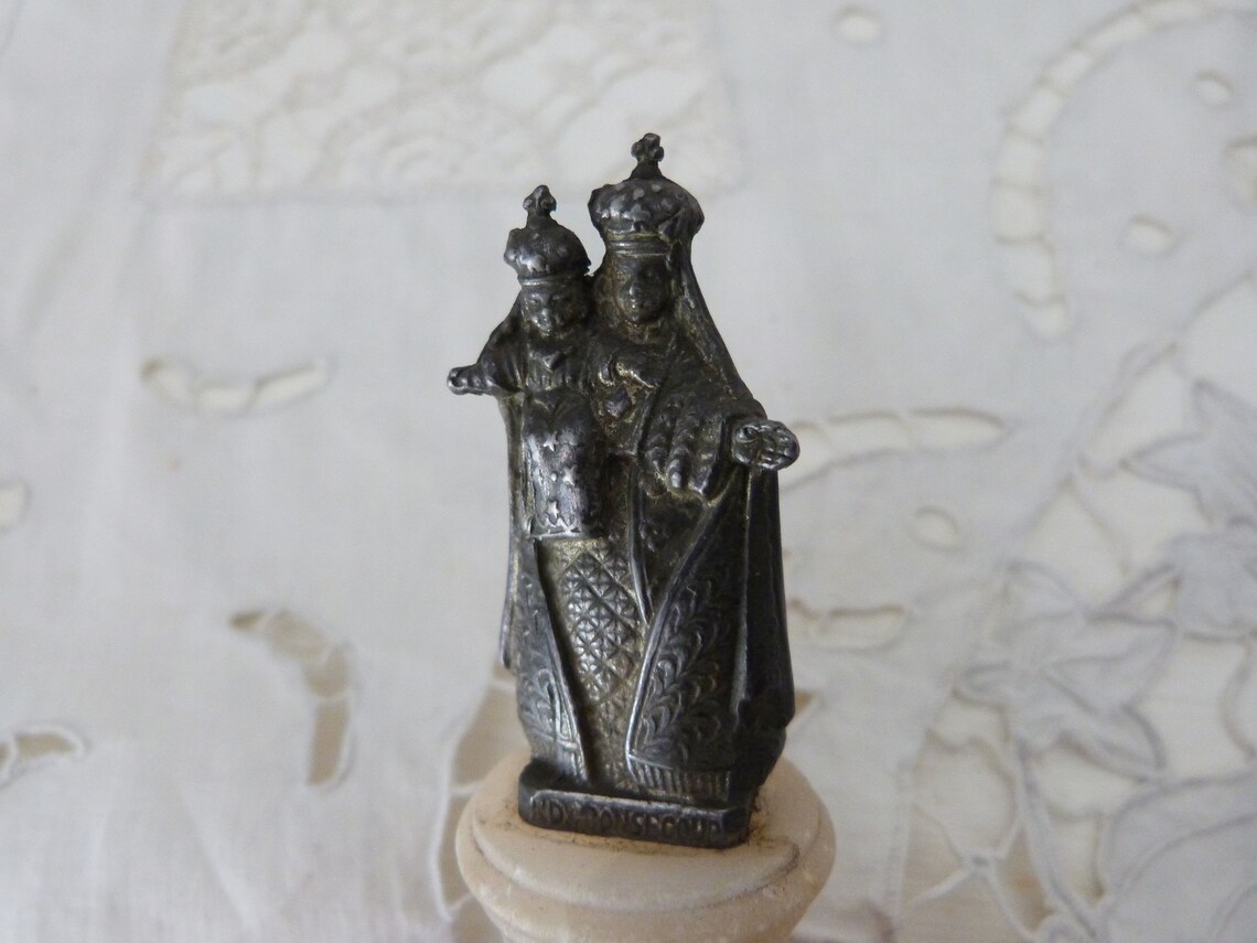 Madonna with child Jesus Christ statue Antique French image 1