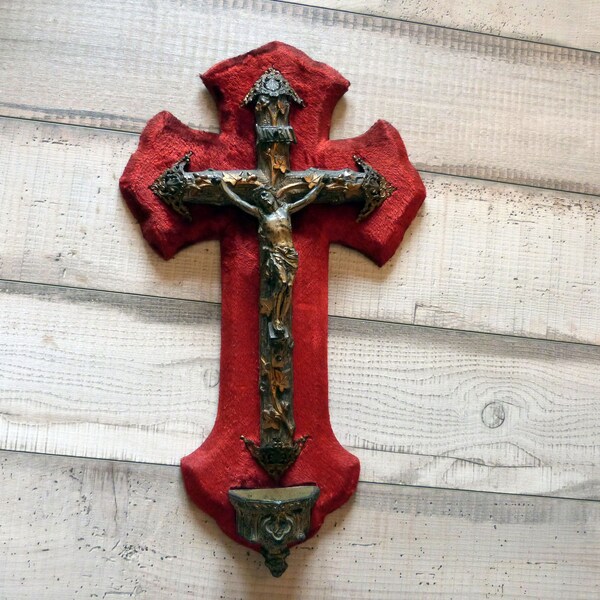 Antique 1800s French religious holy water font w detailed Jesus Christ corpus cristi statue, wooden velvet cross crucifix, INRI church decor