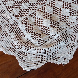 Antique French hand crocheted tablecloth handworked crochet white table cloth vintage diningtable table linens, arts and craft table decor