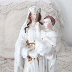 Madonna z Dzieciątkiem Jezus, Najświętsza Maryja Panna, pozłacana porcelanowa figura, antyczna religijna figura Matki Bożej, figura Matki Bożej