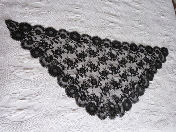 Antique French black lace mantilla veil catholic … - image 6
