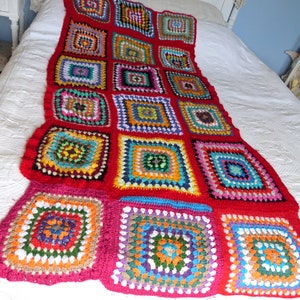 Vintage French granny square blanket afghan spread hand crocheted retro handmade bedspread throw coverlet, gypsy hippy boho hippie decor