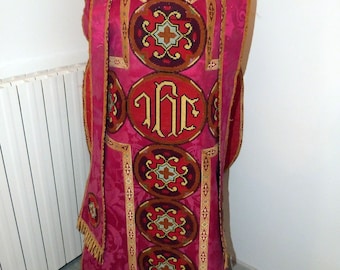 1900 fushia Lyon silk clergy dress priest vestment clothing church robe chasuble w stole Antique French casula needlepoint IHS embroidery