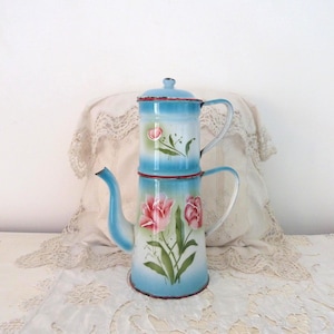 Big Antique French enamel coffee pot w pink flowers, floral enamelware cafetiere French farmhouse country cottage kitchenware kitchen decor