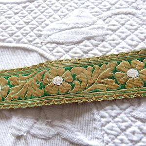 Antiek Frans goud metallic garnituur met groene zijden passementeriegalon ongebruikte religieus goud groen metallic draadgarnituur kerk naaibenodigdheden