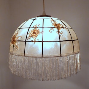 Pétales de coquille d&#39;huître capiz vintage en laiton lustre fleur de lotus plafonnier luminaire suspension décor de coquillage fait main, maison côtière