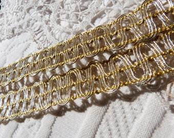 Vintage French gold tone trim trimming passementerie galon 1950s gold trim w openworked design, vintage sewing supply