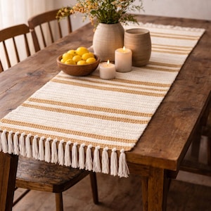 Chemin de table au crochet (12 x 48 po.) Décoration d'intérieur bohème minimaliste