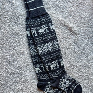 100% Wool Socks, Norwegian Scandinavian folk art, hand crafted, Fair Isle Snowflake, size Large, Above Knee Length Gray white Reindeer