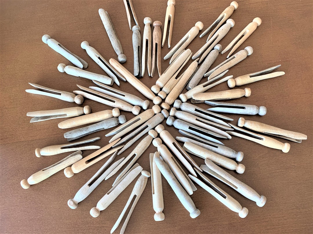 25 Wooden Clothespins Round Vintage Wood Clothes Pins Lot Etsy