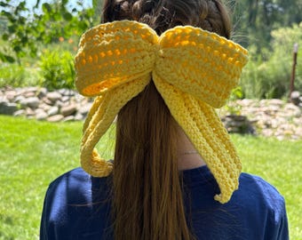 Crocheted Bow with Hair Clip