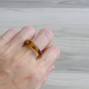 Vintage 1980s Faux Tortoise Shell Ring (size 8.5), Amber Brown Slim Plastic Band, Statement Stacking Ring