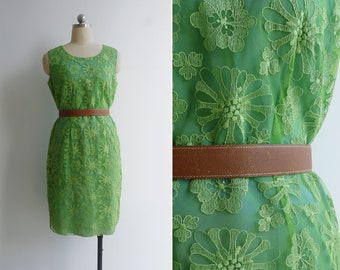 Robe droite brodée verte « Lace Garden » années 70, vintage, M-L