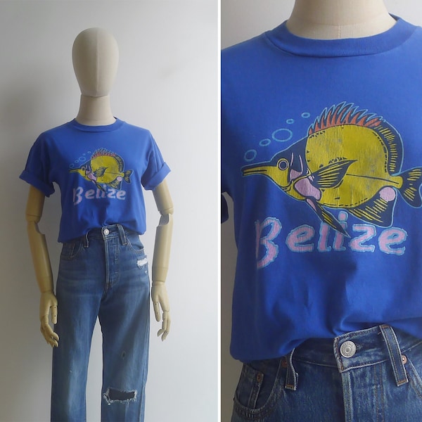 SALE - Vintage '80s '90s Belize Blue Fish Print Cotton T Shirt XS S