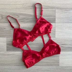 Vintage 1960s Red Silk Embroidered Bra Bralette XS, Wireless Triangle Bra with Lace Trim & Seamed Cups